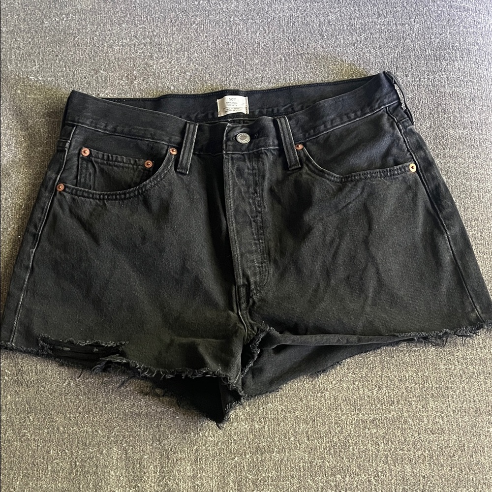 NWOT Levi's Black Jean Shorts